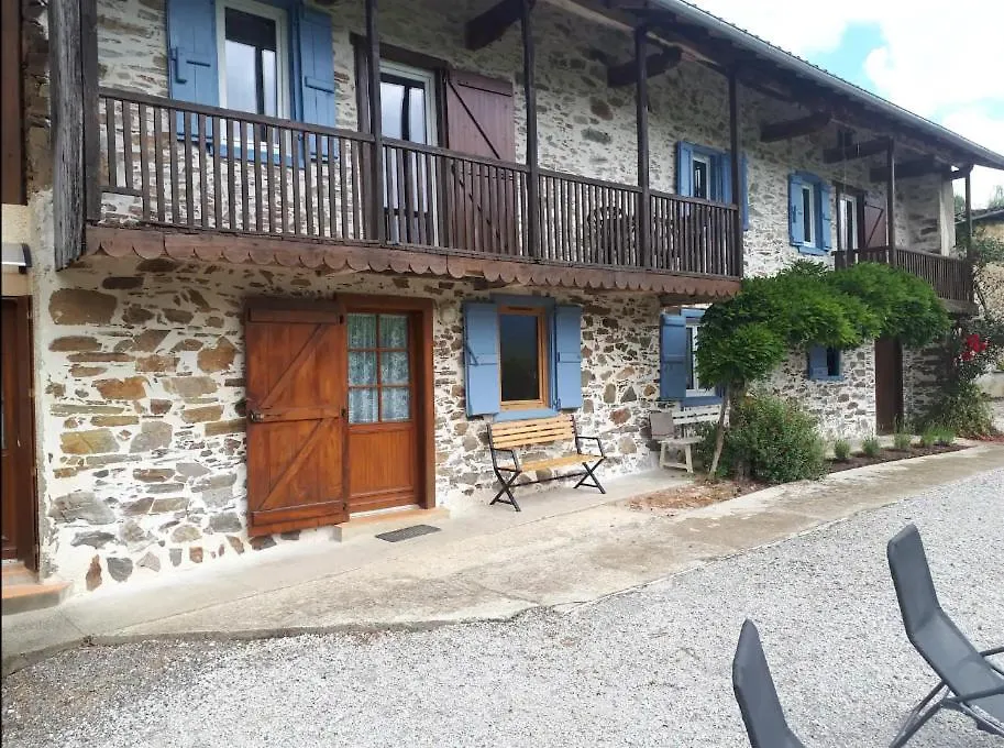 Chez Sagaret Vila Chein-Dessus